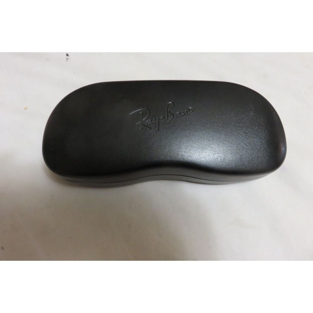 VINTAGE RAY-BAN CLAMSHELL GLASSES CASE